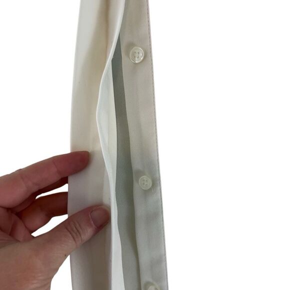 WHBM Cream Polyester / Silk Long Sleeve Button Down Shirt Top Size 14 - Picture 4 of 7